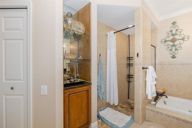321 WATERFORD CIRCLE E, Tarpon Springs, FL 34688