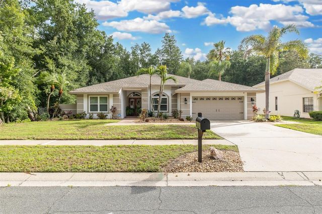 321 WATERFORD CIRCLE E, Tarpon Springs, FL 34688