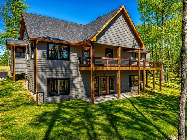 78 Hilltop Way, Mineral Bluff, GA 30559