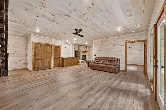78 Hilltop Way, Mineral Bluff, GA 30559