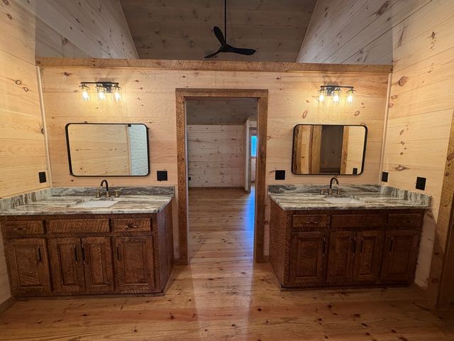 78 Hilltop Way, Mineral Bluff, GA 30559