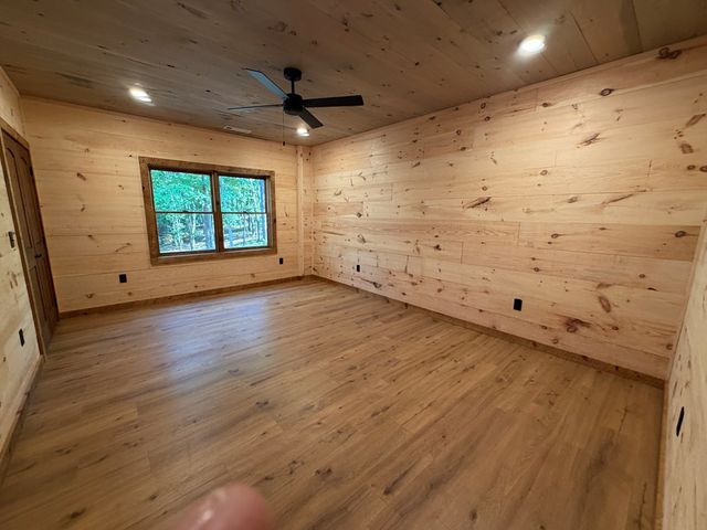 78 Hilltop Way, Mineral Bluff, GA 30559