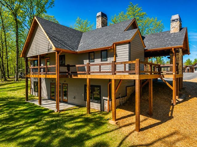 78 Hilltop Way, Mineral Bluff, GA 30559