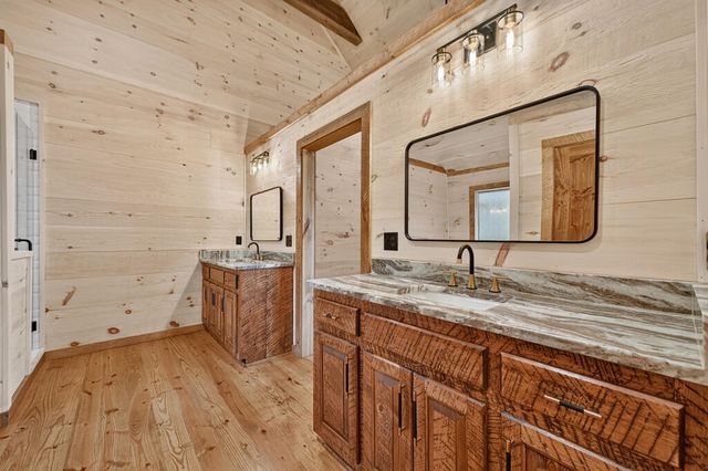 78 Hilltop Way, Mineral Bluff, GA 30559