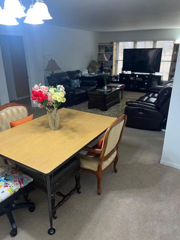 1578 Lakewood Lane, Schererville, IN 46375