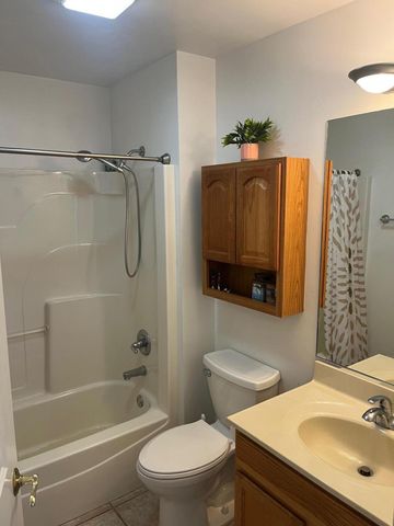 1578 Lakewood Lane, Schererville, IN 46375