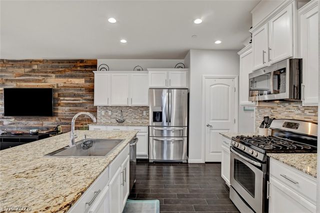 48 Jasmine Point Street, Henderson, NV 89074