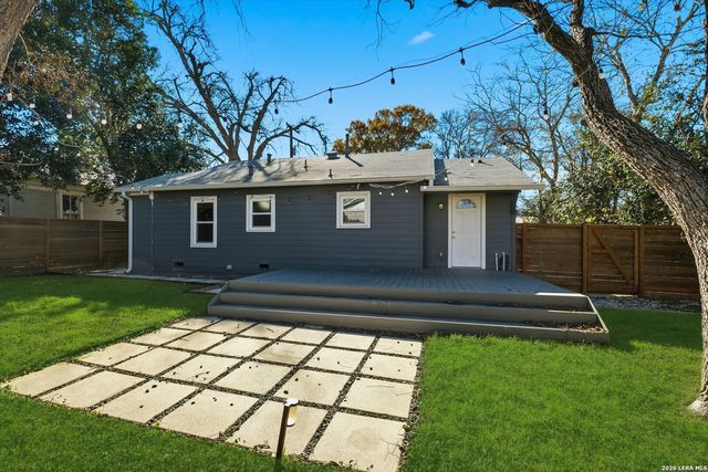 507 WILLOW AVE, New Braunfels, TX 78130