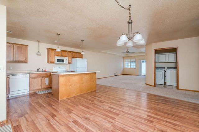 109 Palmer Path, Mankato, MN 56001