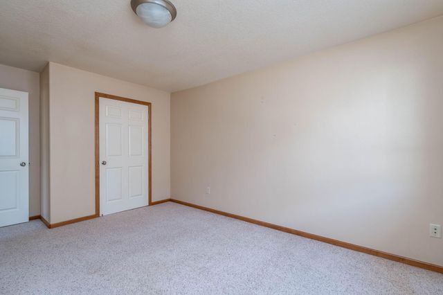 109 Palmer Path, Mankato, MN 56001