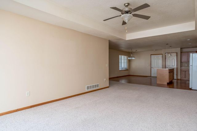 109 Palmer Path, Mankato, MN 56001