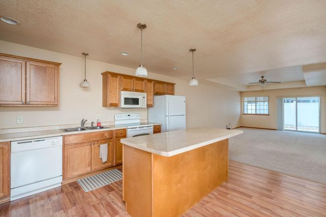 109 Palmer Path, Mankato, MN 56001