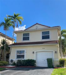 17262 NW 6th Ct, Pembroke Pines, FL 33029