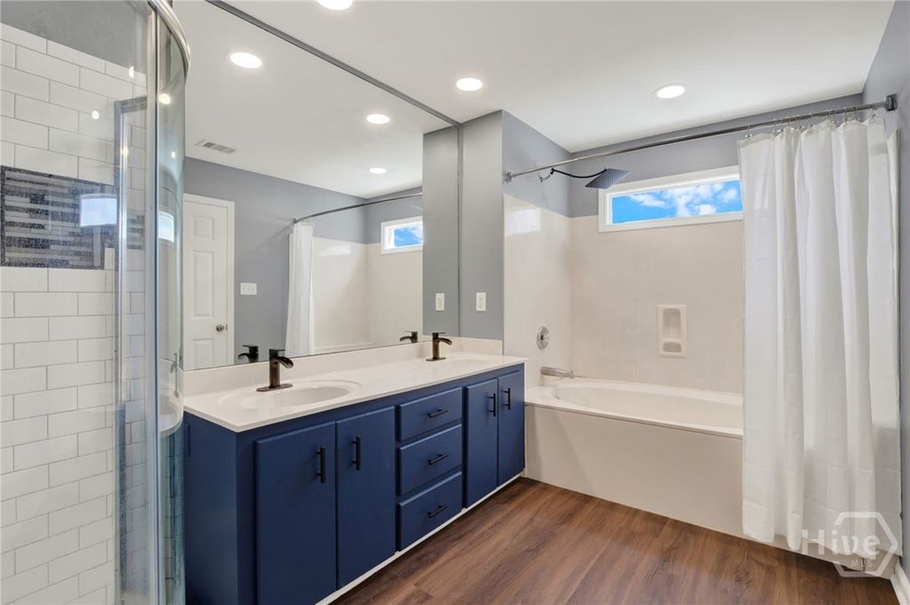 Image 10 of property listing at 140 Runner Road, Savannah, GA 31410