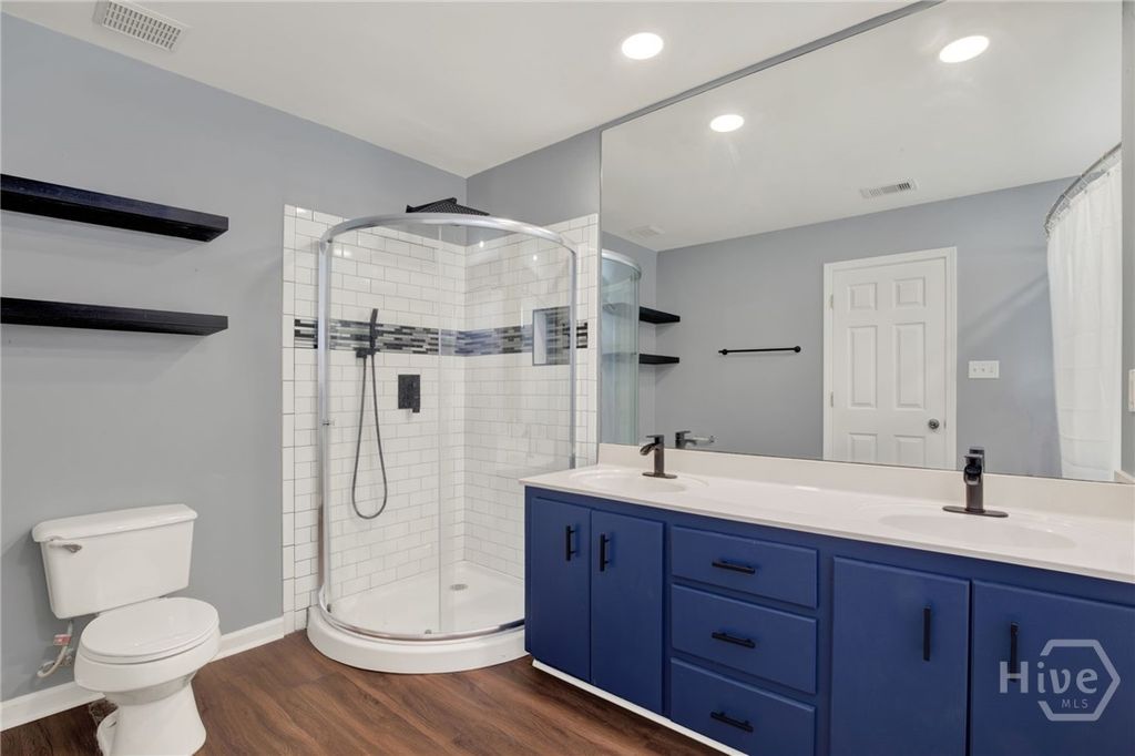 Image 11 of property listing at 140 Runner Road, Savannah, GA 31410