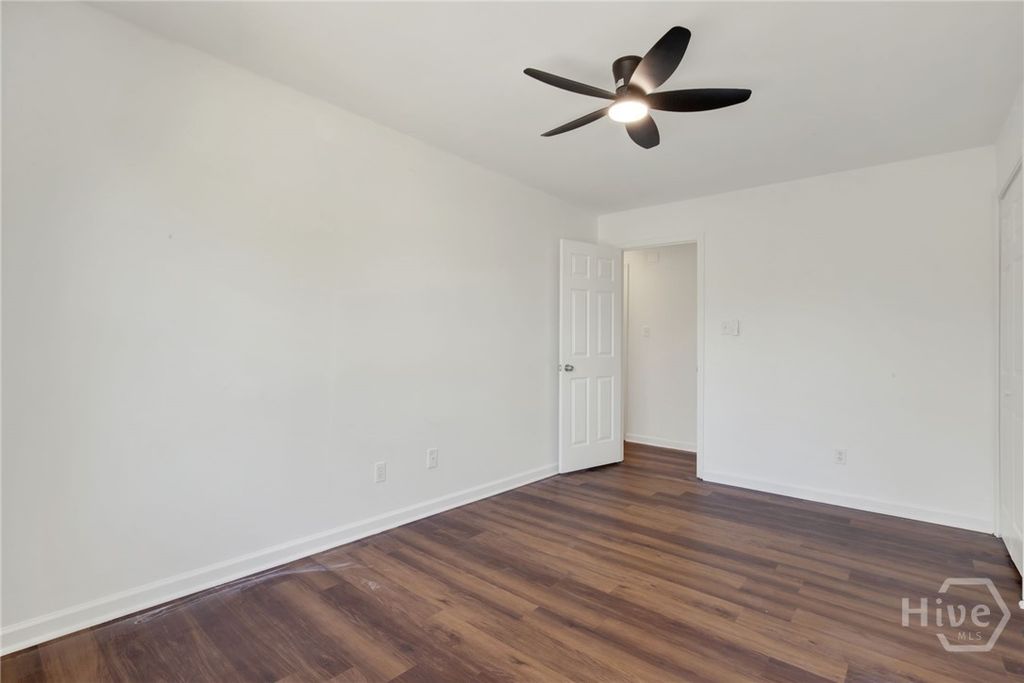 Image 28 of property listing at 140 Runner Road, Savannah, GA 31410