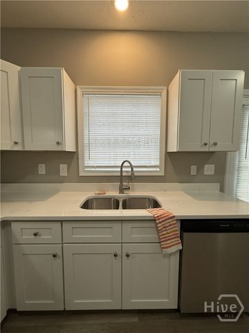 2241 Baker Carter Drive, Loganville, GA 30052