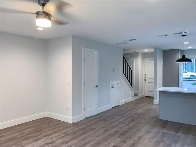 3812 Southway DR 104, Austin, TX 78704