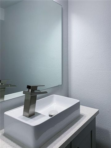 3812 Southway DR 104, Austin, TX 78704