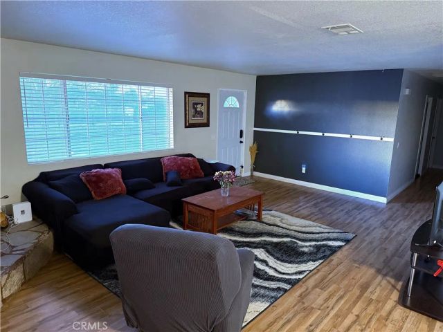 16661 Central, Apple Valley, CA 92307