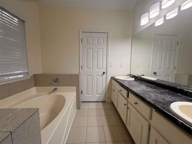 530 Oxford Ridge, Winder, GA 30680