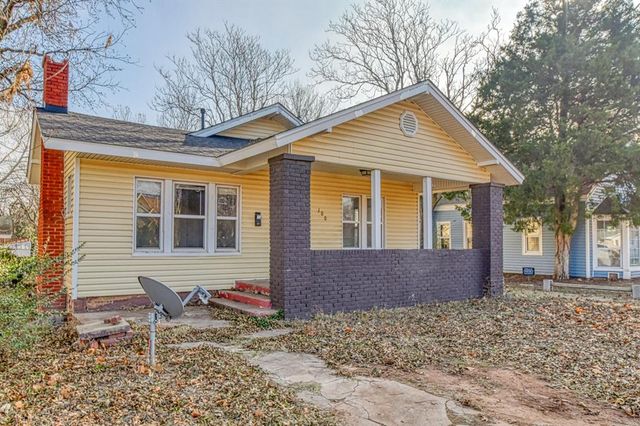 1005 S 17th Street, Chickasha, OK 73018