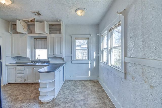 1005 S 17th Street, Chickasha, OK 73018