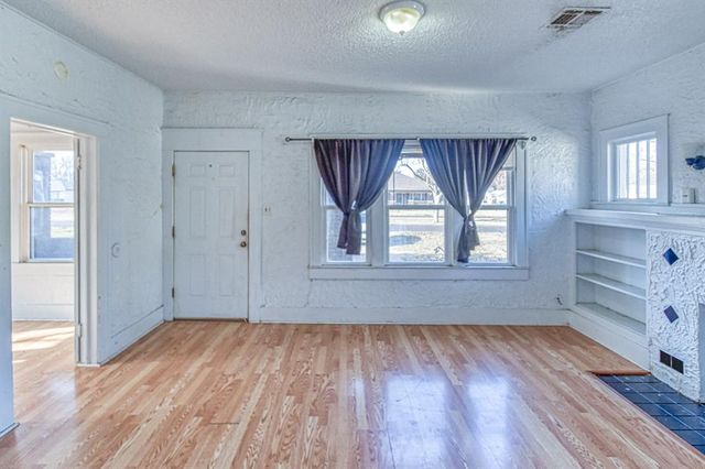 1005 S 17th Street, Chickasha, OK 73018