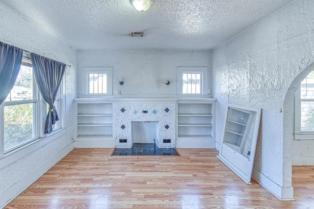 1005 S 17th Street, Chickasha, OK 73018