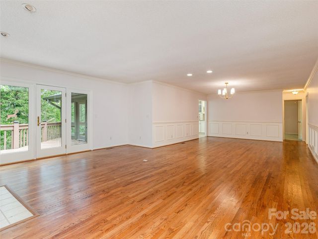 204 Greenleaf Drive, Flat Rock, NC 28731