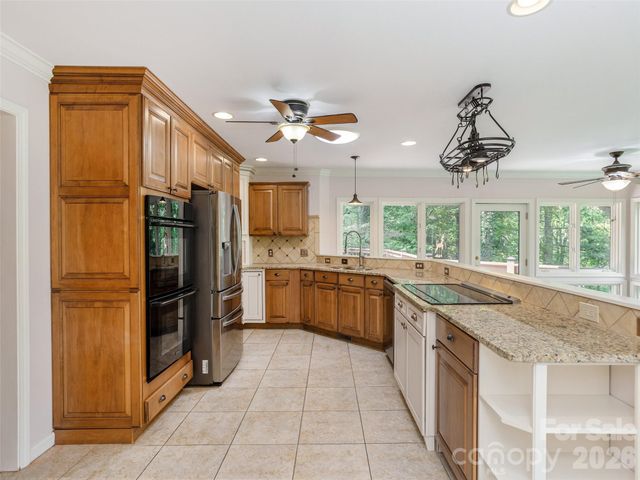 204 Greenleaf Drive, Flat Rock, NC 28731