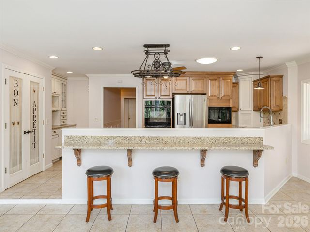 204 Greenleaf Drive, Flat Rock, NC 28731