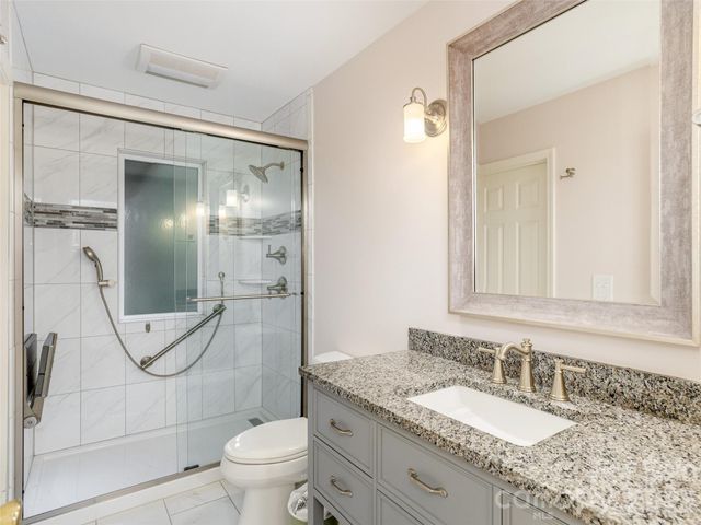 204 Greenleaf Drive, Flat Rock, NC 28731