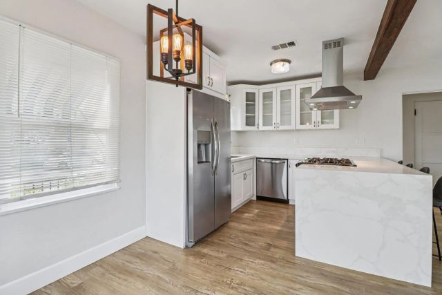 3804 Chamoune Ave, San Diego, CA 92105