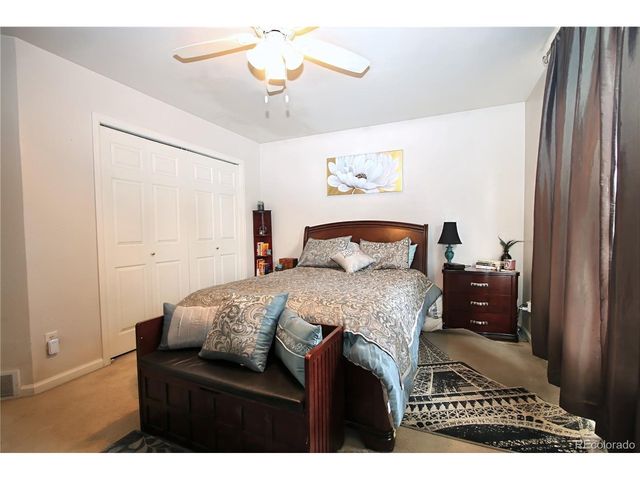 3014 Mariners Landing Dr, Evans, CO 80620