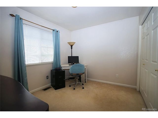 3014 Mariners Landing Dr, Evans, CO 80620