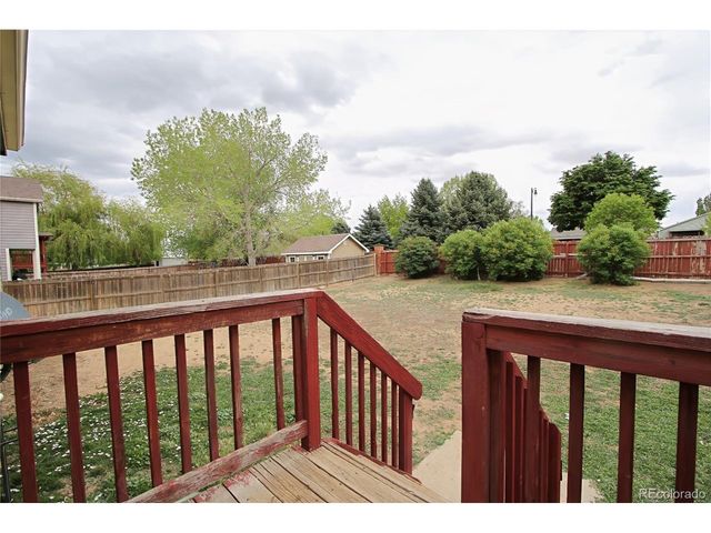 3014 Mariners Landing Dr, Evans, CO 80620