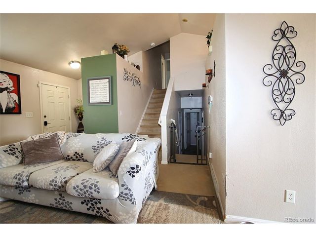 3014 Mariners Landing Dr, Evans, CO 80620