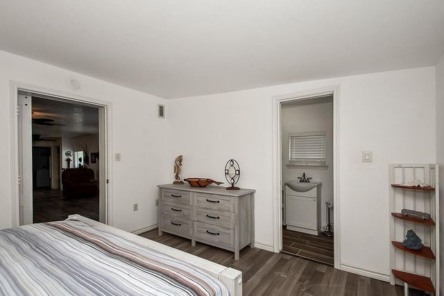 131 5th Street, San Leon, TX 77539