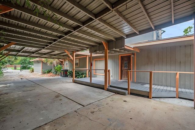 131 5th Street, San Leon, TX 77539