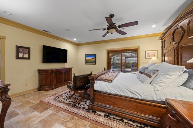 1524 Travis Street, Columbus, TX 78934