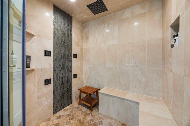 1524 Travis Street, Columbus, TX 78934