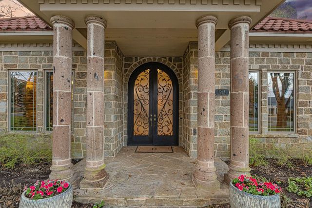 1524 Travis Street, Columbus, TX 78934