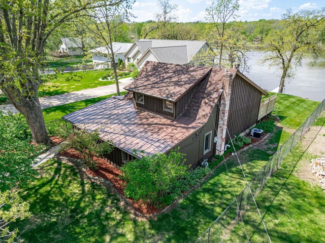 10632 Ventura Boulevard, Machesney Park, IL 61115