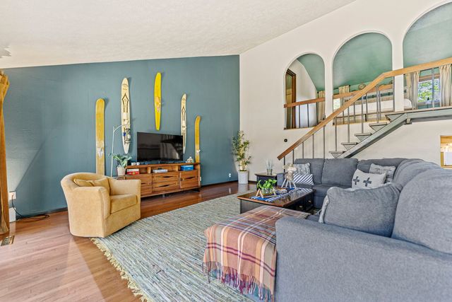 10632 Ventura Boulevard, Machesney Park, IL 61115