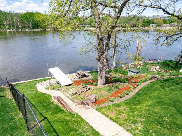 10632 Ventura Boulevard, Machesney Park, IL 61115