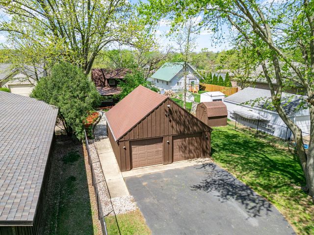 10632 Ventura Boulevard, Machesney Park, IL 61115