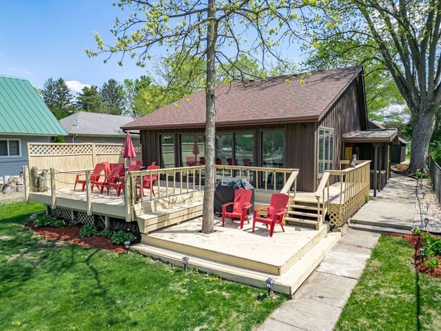 10632 Ventura Boulevard, Machesney Park, IL 61115