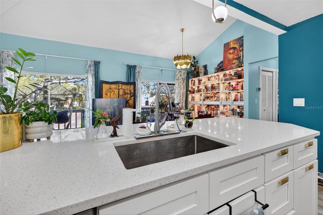 2902 LICHEN LANE D, Clearwater, FL 33760