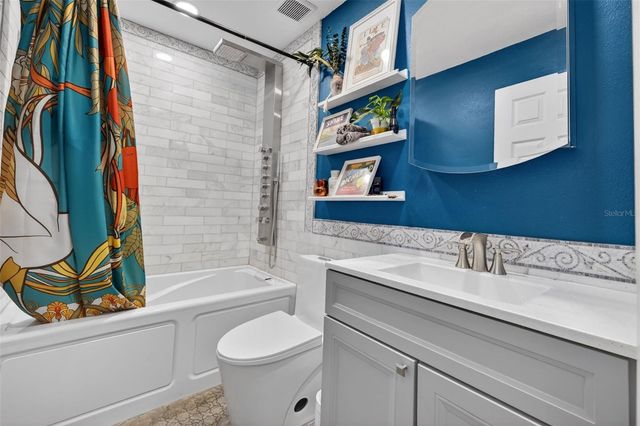 2902 LICHEN LANE D, Clearwater, FL 33760